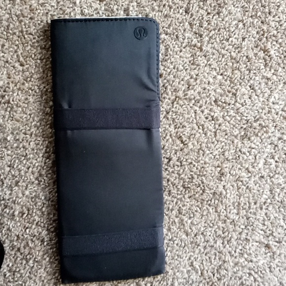 Lululemon Everywhere Duffel In Mineralized Multi Color  27L - Picture 7 of 16